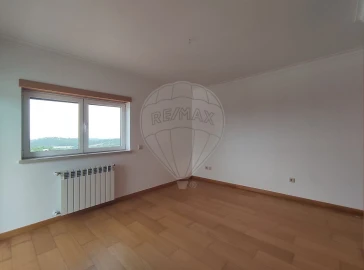 Moradia T5 para Venda em Assafarge e Antanhol