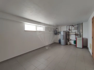 Moradia T5 para Venda em Assafarge e Antanhol