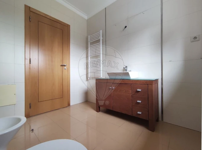 Moradia T5 para Venda em Assafarge e Antanhol Foto 8
