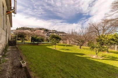 Moradia T4 para Venda em Aldeia das Dez