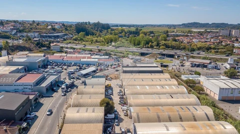 Armazém para Venda em Eiras e São Paulo de Frades