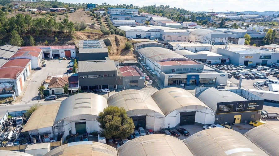 Armazém para Venda em Eiras e São Paulo de Frades Foto 2