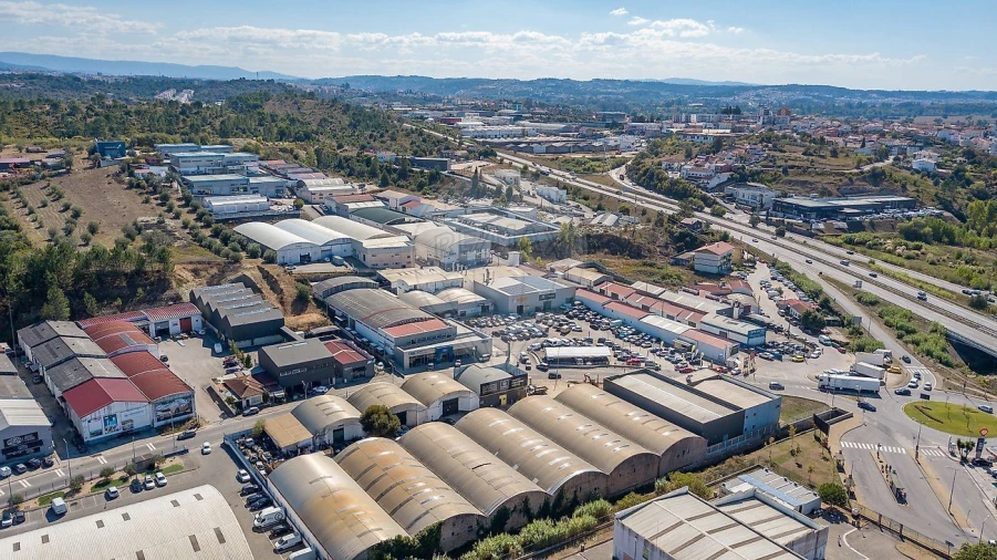 Armazém para Venda em Eiras e São Paulo de Frades Foto 12