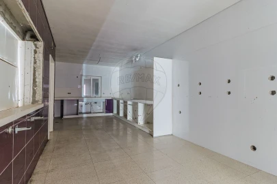 Moradia T4 para Venda em Buarcos