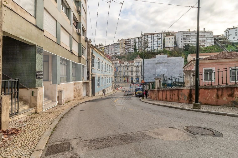 Loja para Venda em Sé Nova, Santa Cruz, Almedina e São Bartolomeu Foto 3