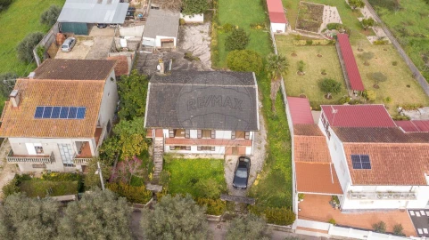 Moradia T3 para Venda em Cernache
