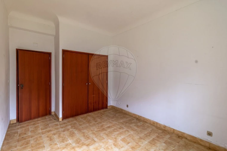 Moradia T3 para Venda em Cernache Foto 23