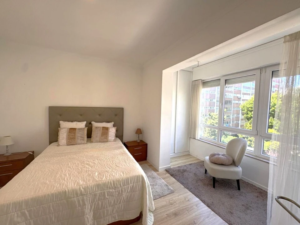 Apartamento T2 para Arrendamento em Oeiras e São Julião da Barra, Paço de Arcos e Caxias Foto 4