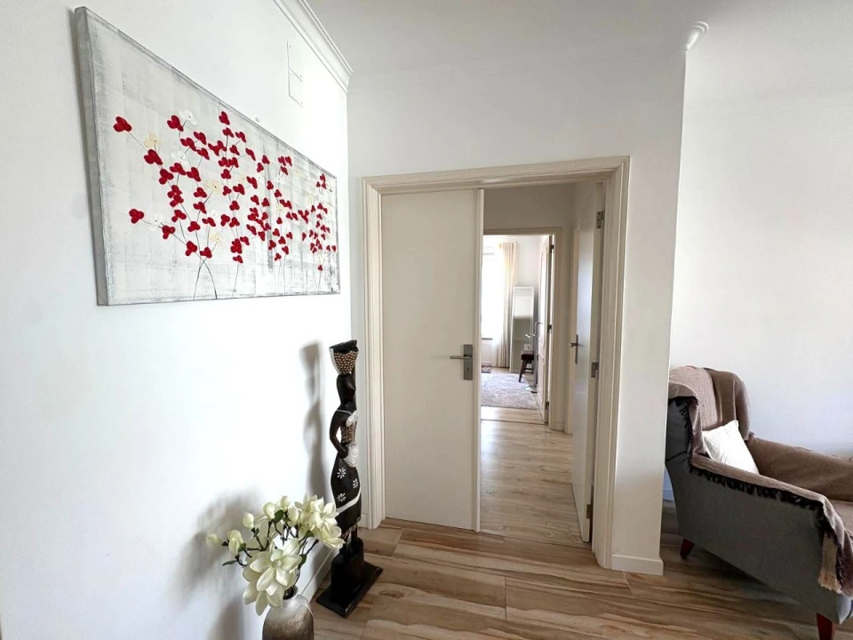 Apartamento T2 para Arrendamento em Oeiras e São Julião da Barra, Paço de Arcos e Caxias Foto 6