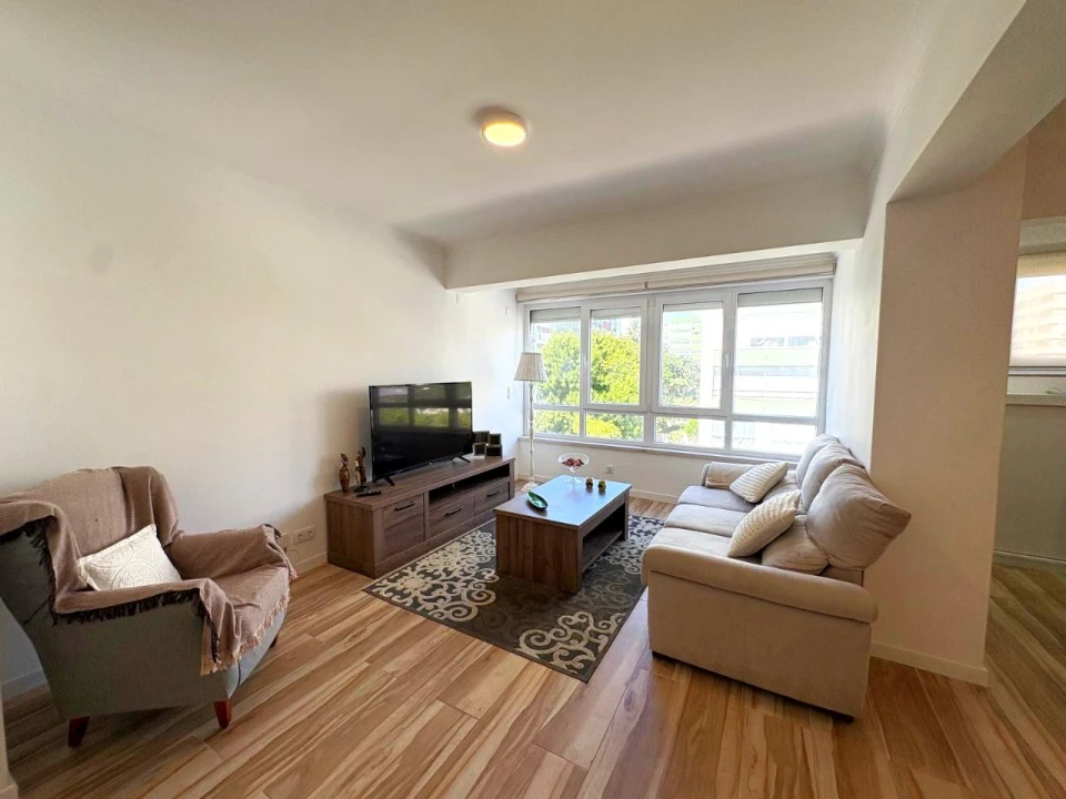 Apartamento T2 para Arrendamento em Oeiras e São Julião da Barra, Paço de Arcos e Caxias Foto 7