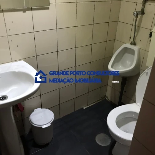 Loja para Arrendamento em Aguas Santas Foto 8