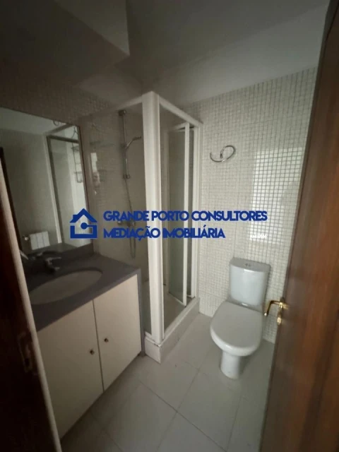 Apartamento T2 para Arrendamento em Cedofeita, Santo Ildefonso, Sé, Miragaia, São Nicolau e Vitória