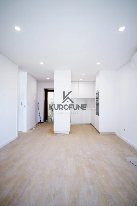 Apartamento T1 para Venda em Gulpilhares e Valadares