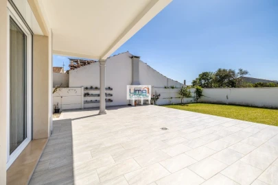 Moradia T5 para Venda em Souto da Carpalhosa e Ortigosa
