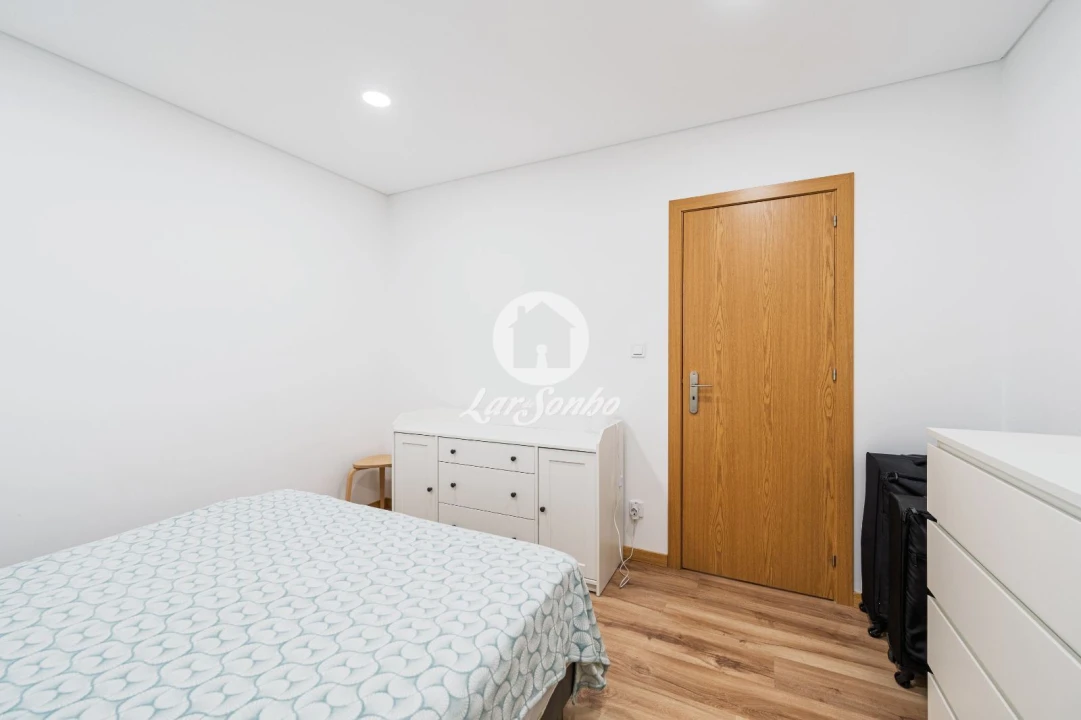 Apartamento T2 para Venda em São Mamede de Infesta e Senhora da Hora Foto 5