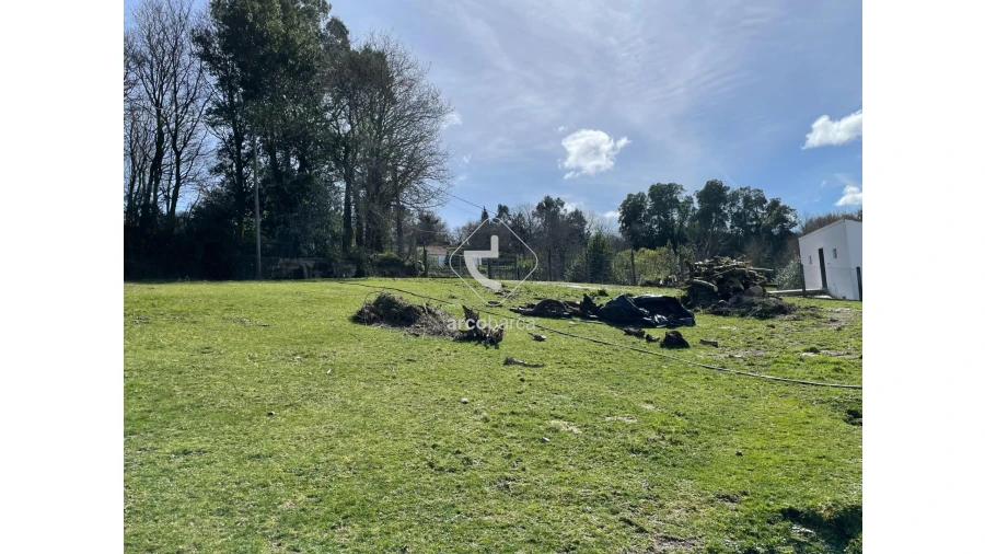 Moradia T2 para Venda em Vascões Foto 3