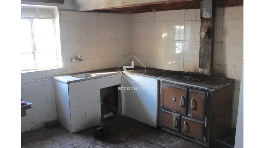 Moradia T2 para Venda em Vascões Foto 13