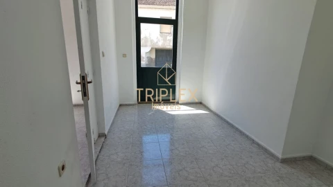 Loja para Arrendamento em Nogueira e Silva Escura