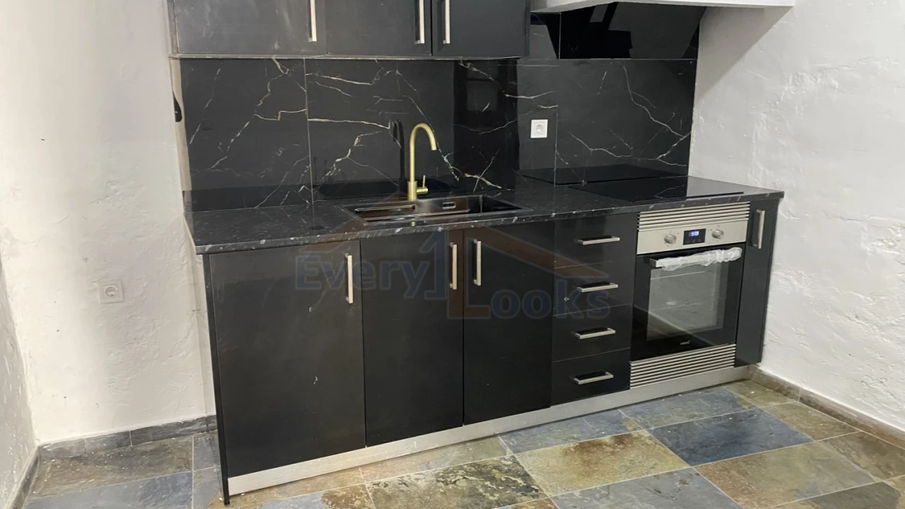 Moradia T2 para Venda em Olho Marinho Foto 4