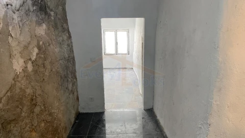 Moradia T2 para Venda em Olho Marinho