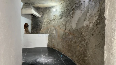 Moradia T2 para Venda em Olho Marinho