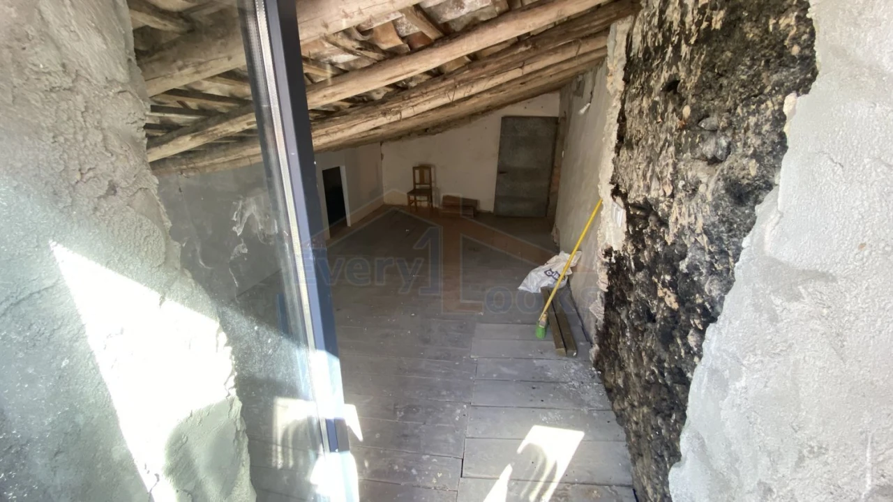 Moradia T2 para Venda em Olho Marinho Foto 38