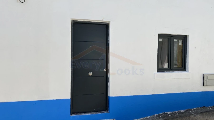 Moradia T2 para Venda em Olho Marinho