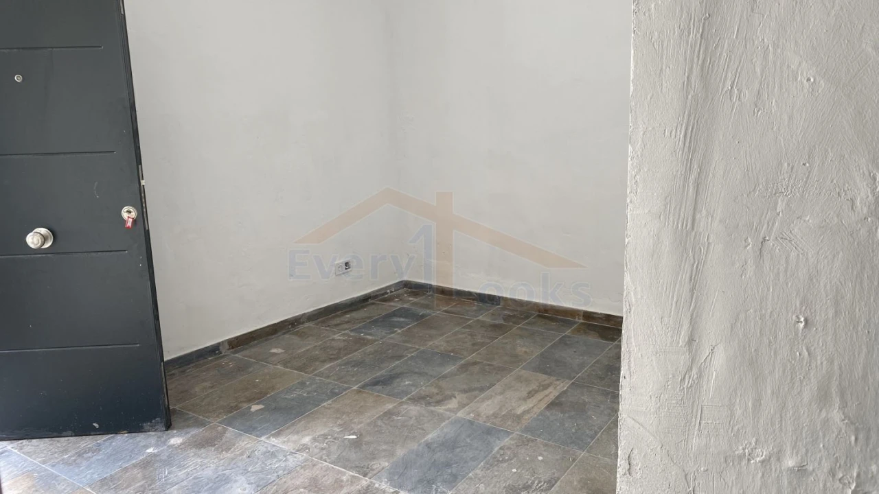 Moradia T2 para Venda em Olho Marinho Foto 10