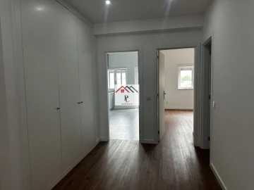Apartamento T2 para Venda em Miranda do Corvo