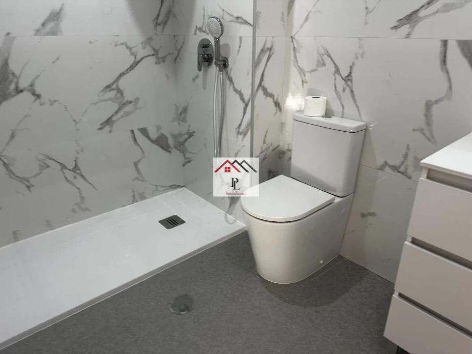 Apartamento T2 para Venda em Miranda do Corvo Foto 6