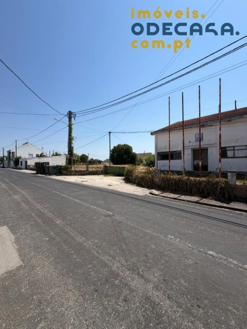 Loja para Venda em Alcanhões