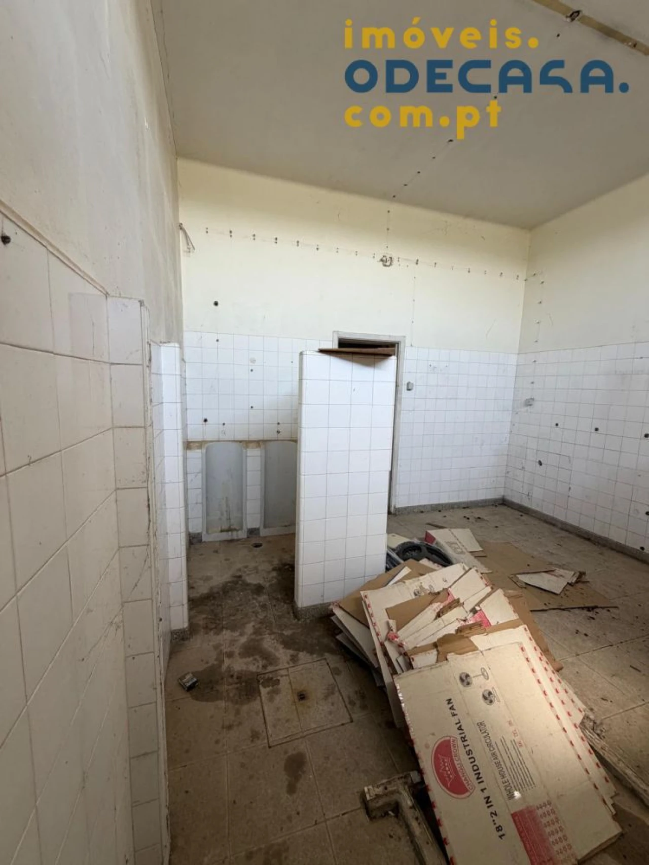 Loja para Venda em Alcanhões Foto 33
