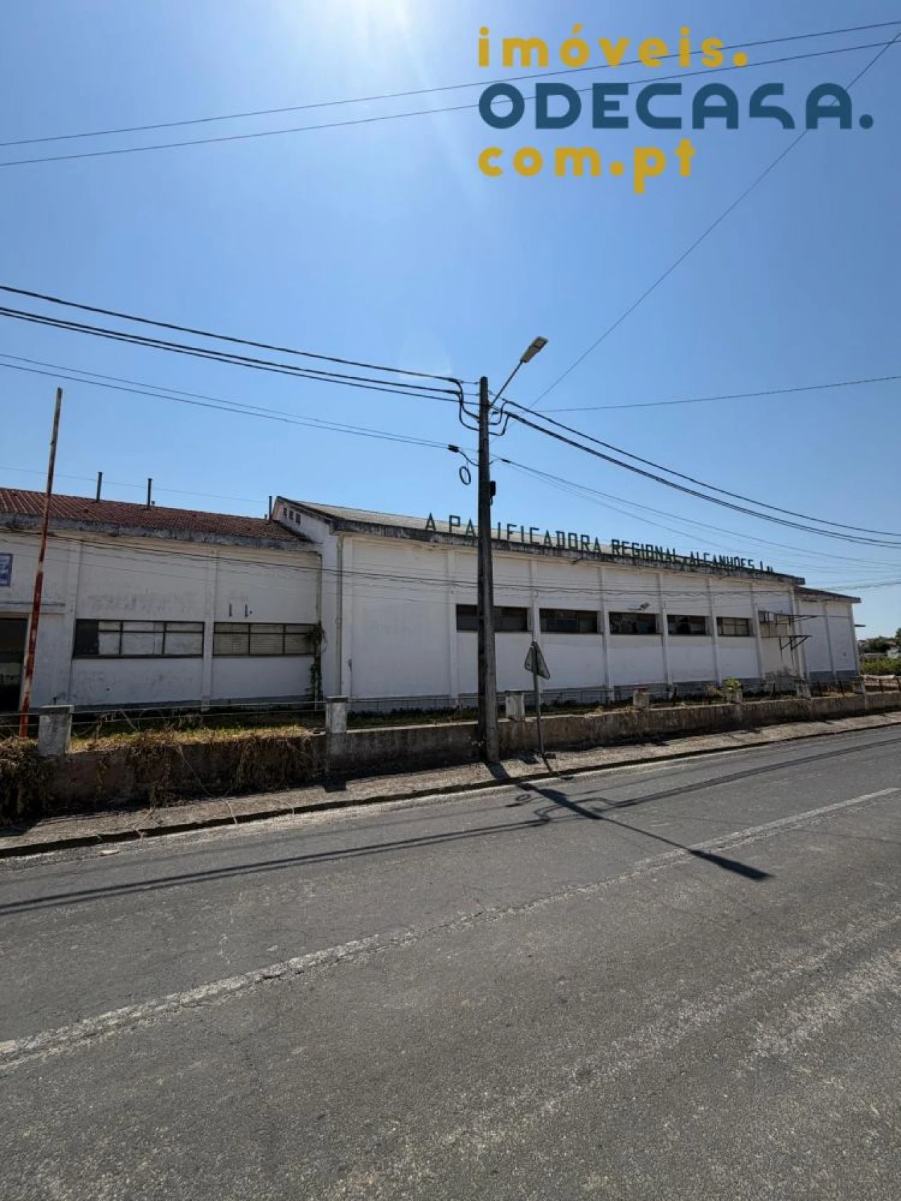 Loja para Venda em Alcanhões Foto 1
