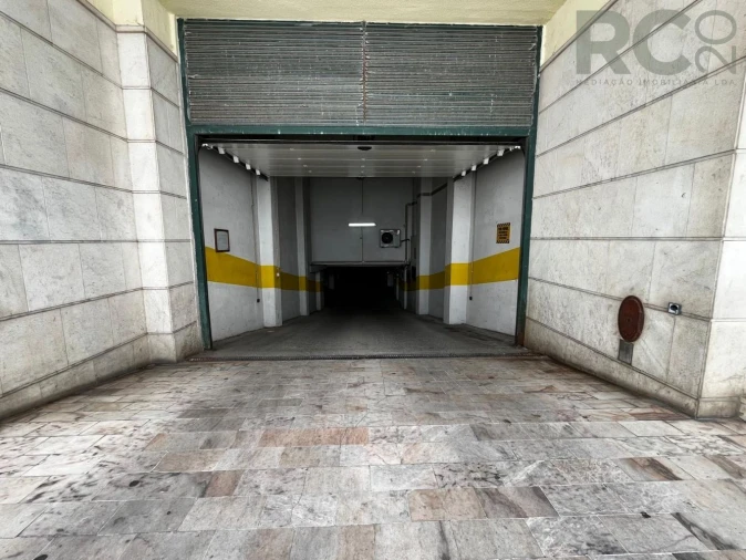 Loja para Venda em Santa Maria, São Pedro e Matacães Foto 6