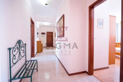 Apartamento T3 para Venda em Bombarral e Vale Covo
