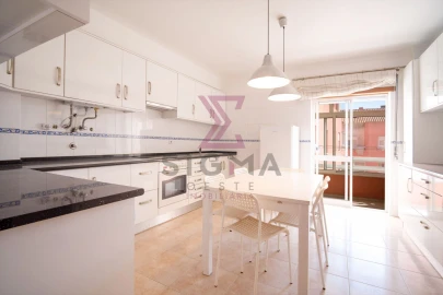 Apartamento T3 para Venda em Bombarral e Vale Covo