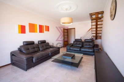 Apartamento T3 para Venda em Bombarral e Vale Covo