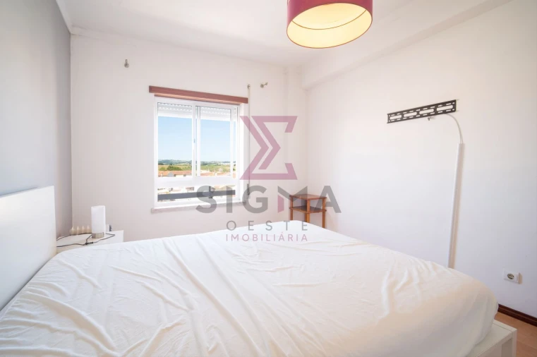 Apartamento T3 para Venda em Bombarral e Vale Covo Foto 11