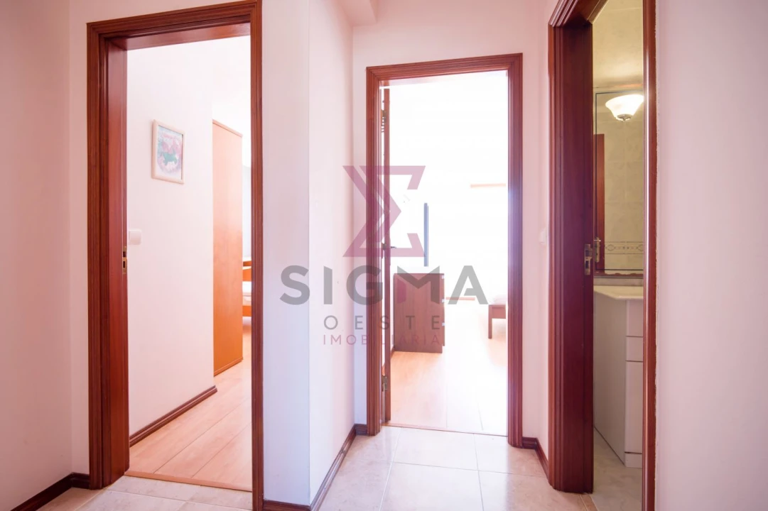 Apartamento T3 para Venda em Bombarral e Vale Covo Foto 20