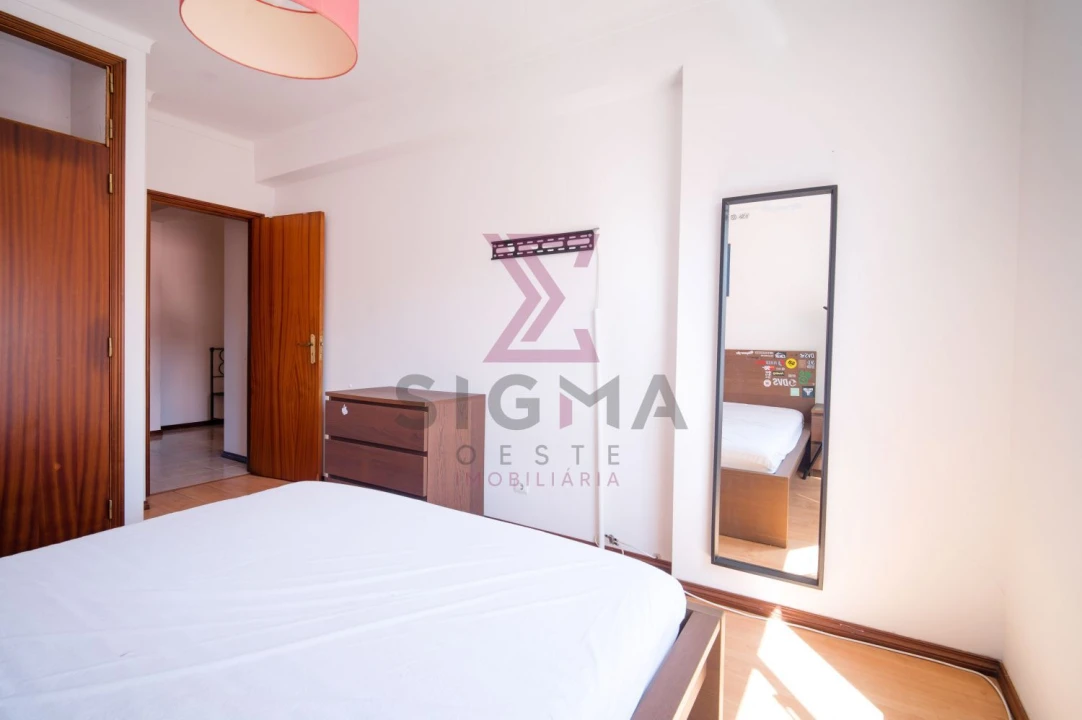 Apartamento T3 para Venda em Bombarral e Vale Covo Foto 30