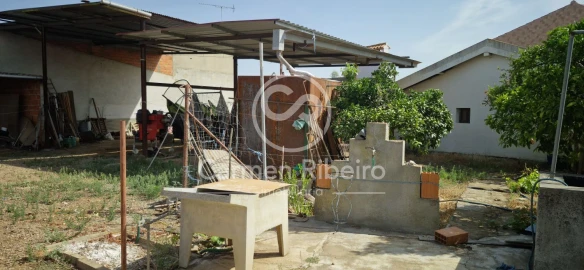 Moradia T5 para Venda em Santo Amaro