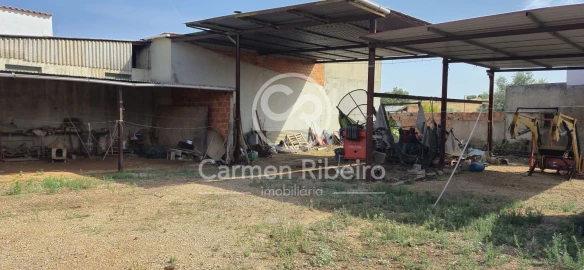 Moradia T5 para Venda em Santo Amaro