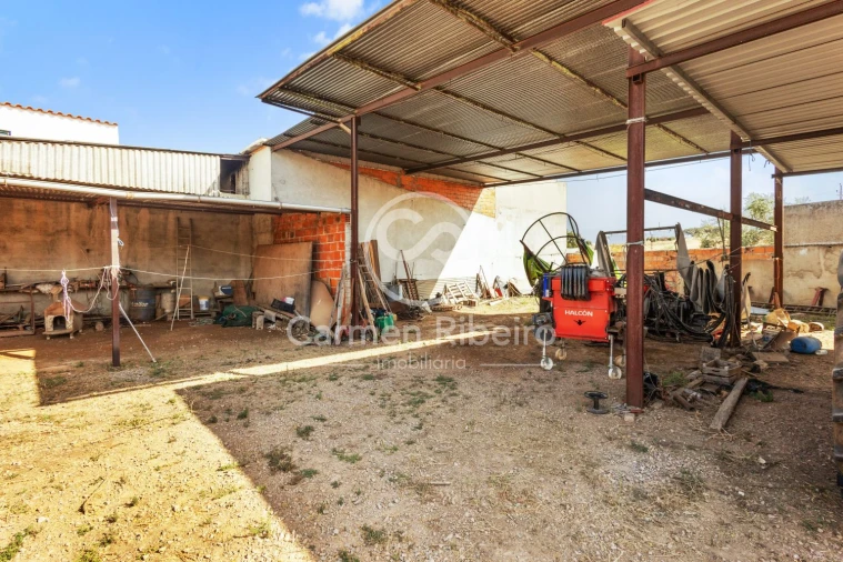 Moradia T5 para Venda em Santo Amaro Foto 6