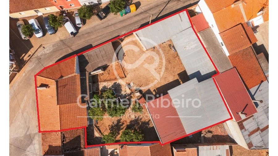 Moradia T5 para Venda em Santo Amaro