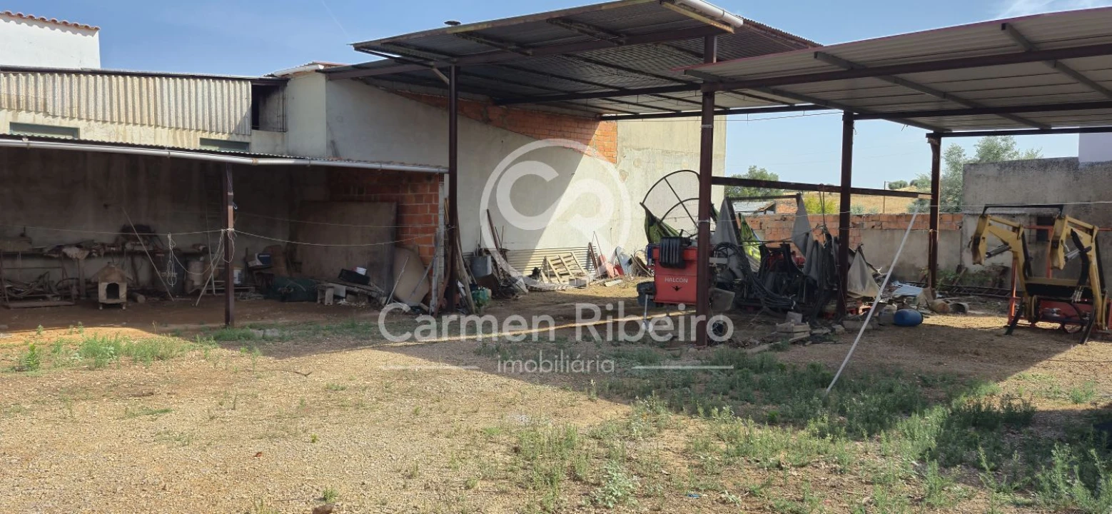 Moradia T5 para Venda em Santo Amaro Foto 6