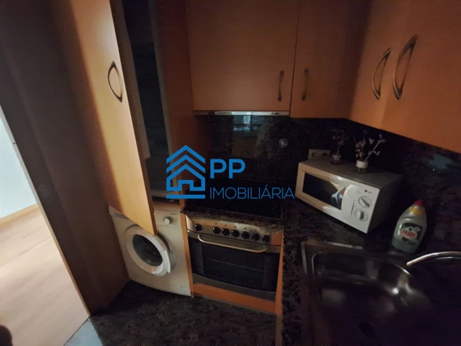 Apartamento T1 para Arrendamento em São Mamede de Infesta e Senhora da Hora Foto 17