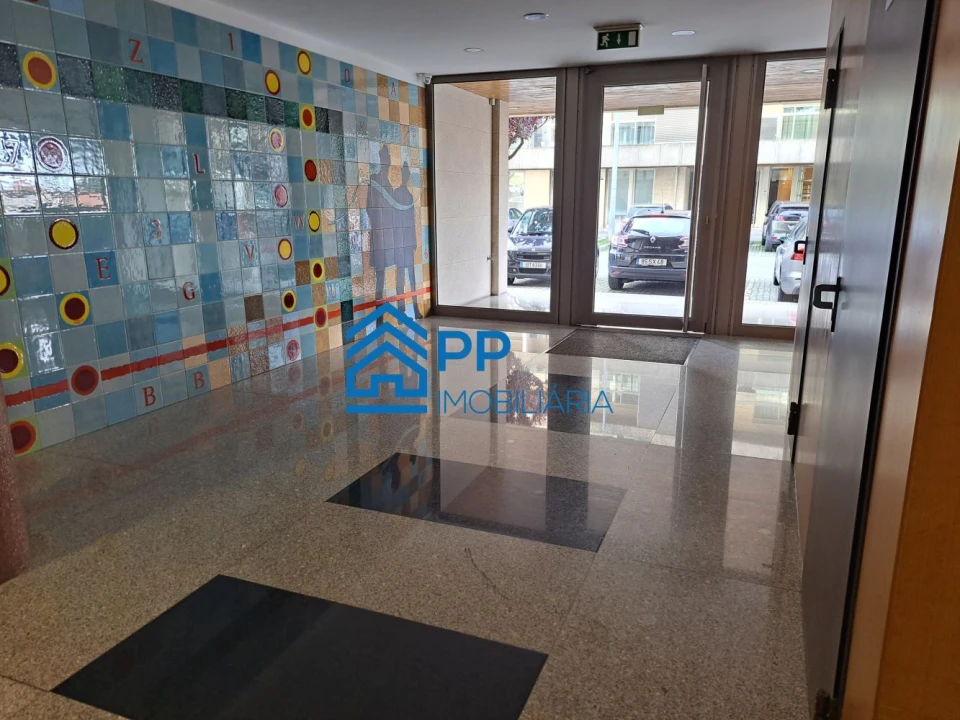 Apartamento T1 para Arrendamento em São Mamede de Infesta e Senhora da Hora Foto 3