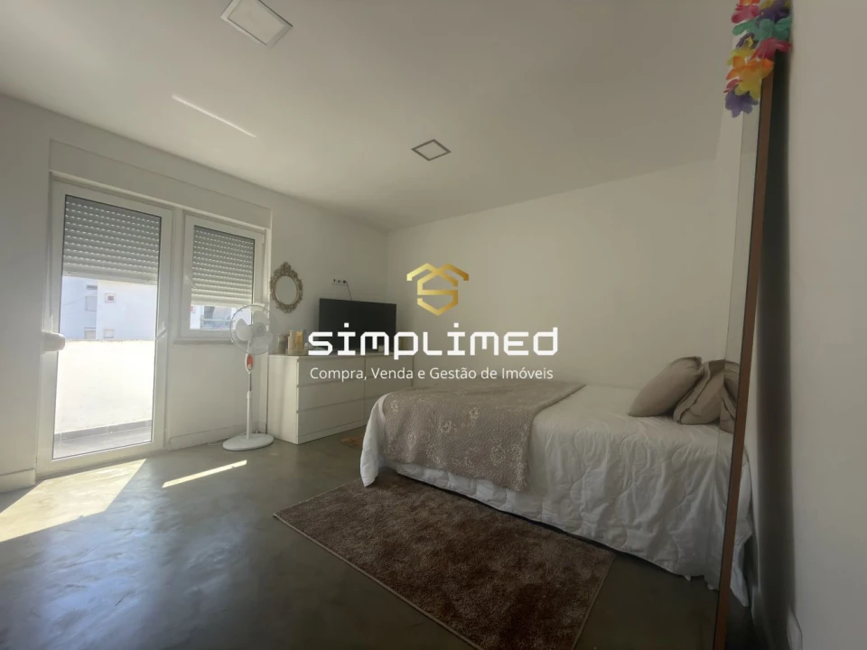 Apartamento T2 para Venda em Alto do Seixalinho, Santo André e Verderena Foto 1
