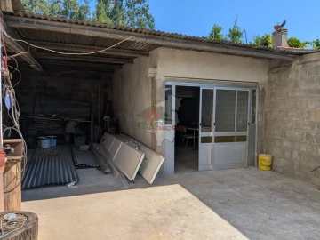 Moradia T4 para Venda em Cernache do Bonjardim, Nesperal e Palhais