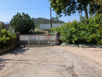 Moradia T4 para Venda em Cernache do Bonjardim, Nesperal e Palhais